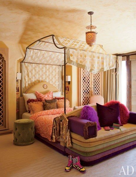 On FLEEK / What’s the color landscape for 2018? - Far-Fetched bedroom www.BoHoHome @bohosusan