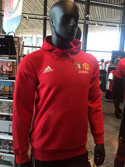 manchester united hoodie adidas