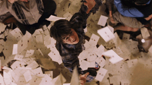 Las cartas de Hogwarts en Harry Potter y la piedra filosofal - Cine de Escritor Las cartas de Hogwarts en Harry Potter y la piedra filosofal - Cine de Escritor