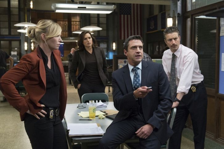 Law and Order: SVU - Episode 16.01 - Girls Disappeared - First Look Promotional Photo