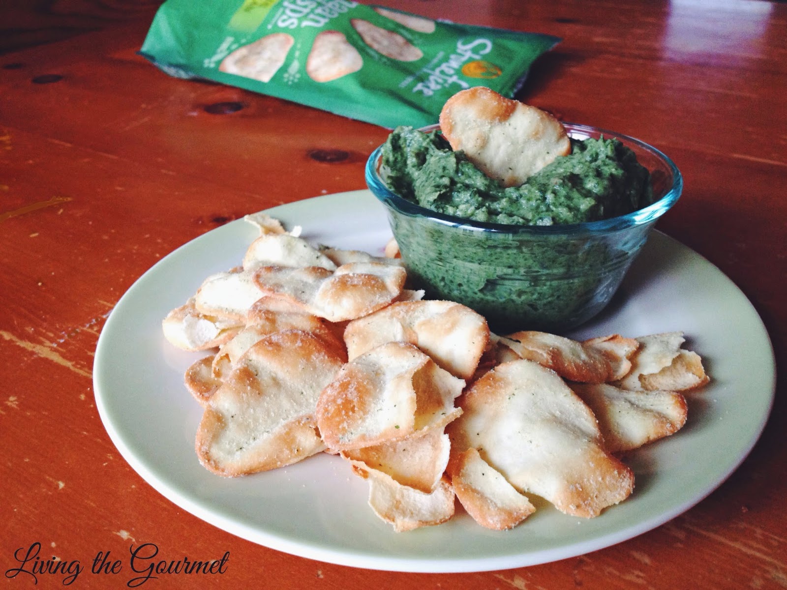 spinach cannellini dip featuring stonefire naan crisps