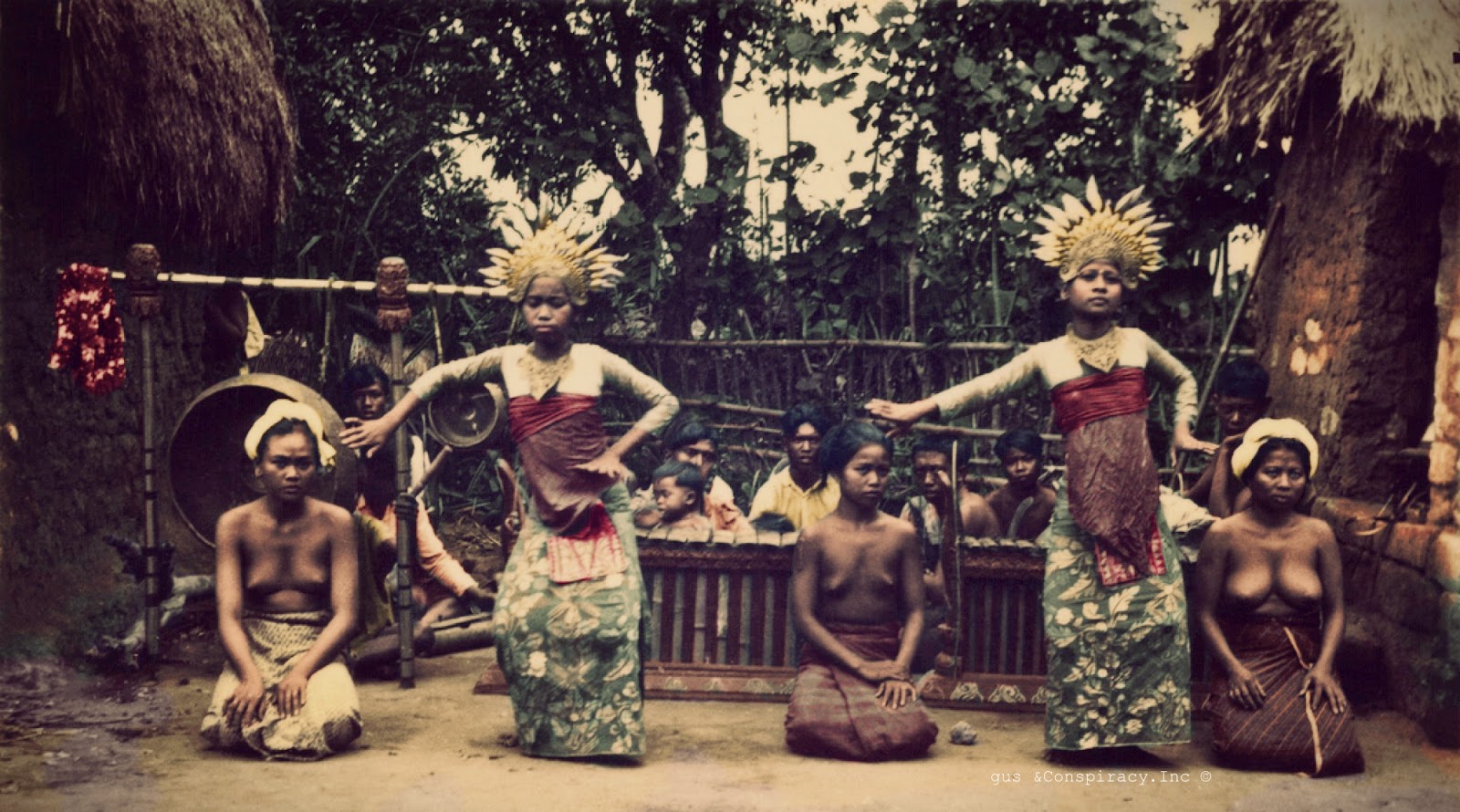 Bali fashion anthology.