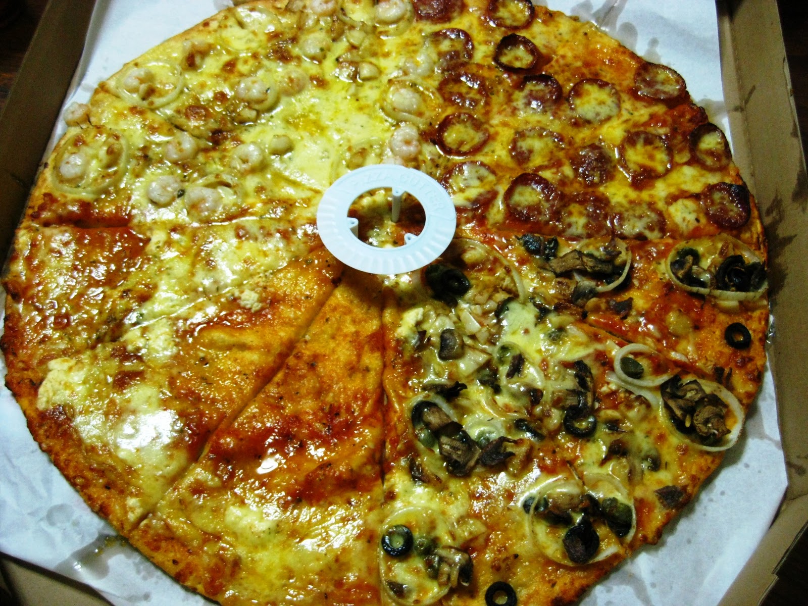 abby-natalia-yellow-cab-pizza