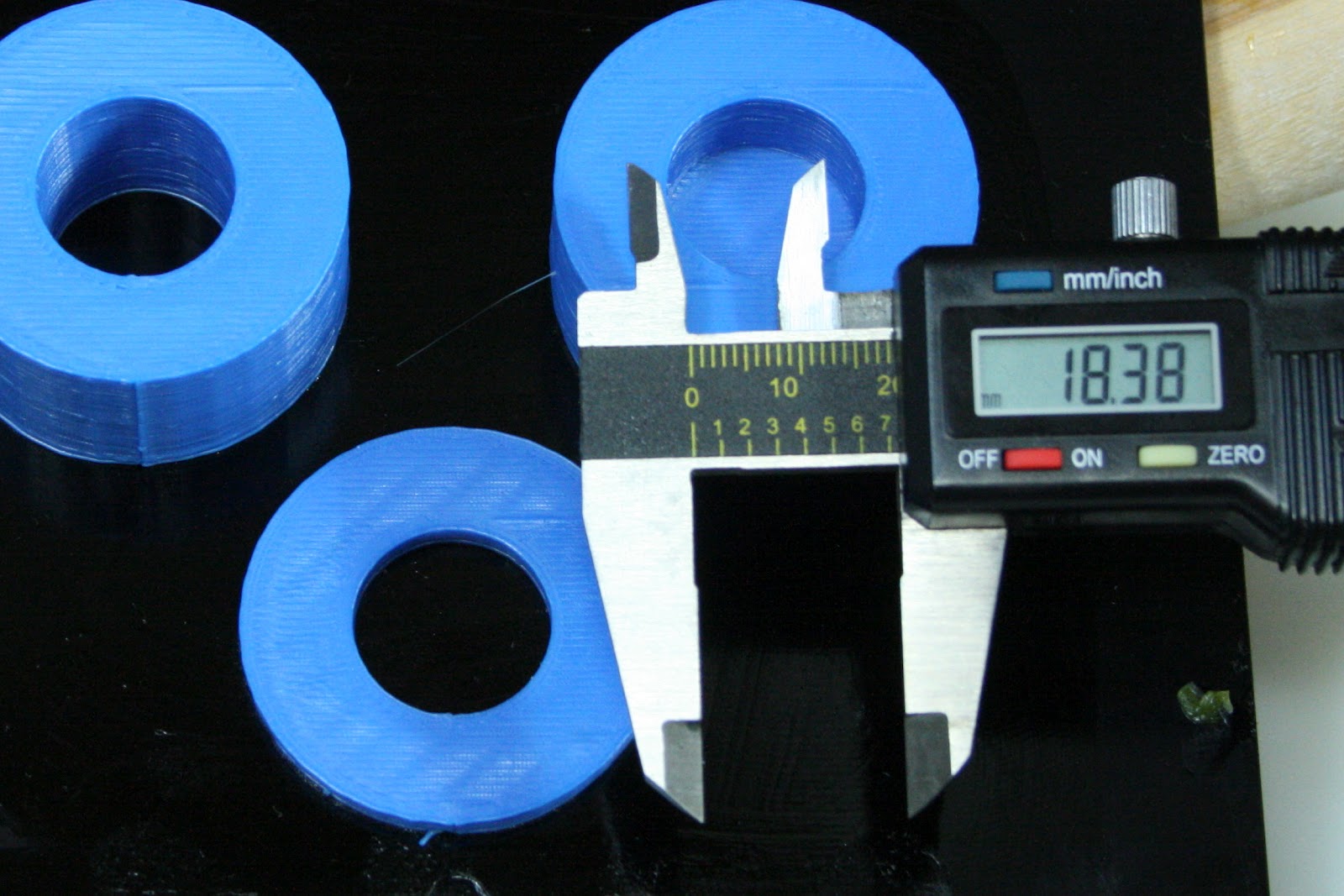 Cubify 3D Printing Fans & Fun Blind Hole Dimensions Test