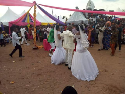 More photos: Man weds two women at same time in Abiriba, Abia State