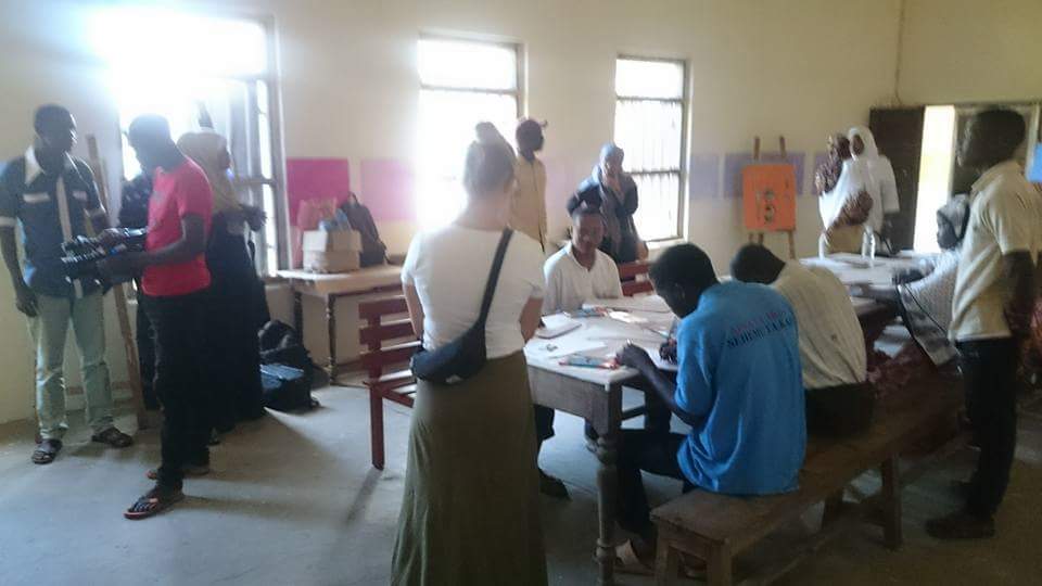 Zanzibar art, in the eyes of a local artist Dullah Wise. Art therapy at Kidonge Chekundu Mental