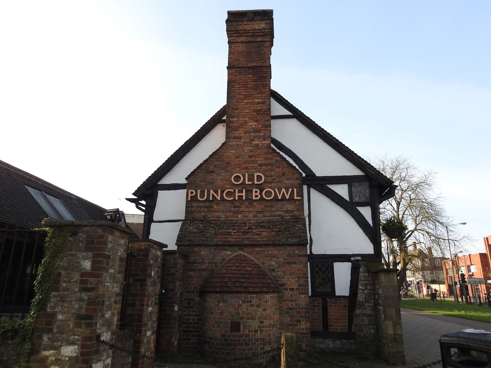 Crawley Old Town SEVENTEEN PICTURES The Old Punch Bowl