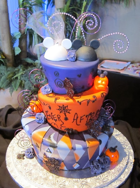 Disney Wedding Inspiration: Disney Halloween Wedding Cakes to Sink Your Teeth Into