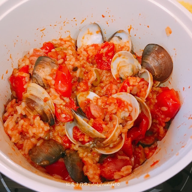 紅夾子興奮開鍋啦-超簡單義式海鮮蕃茄燉飯