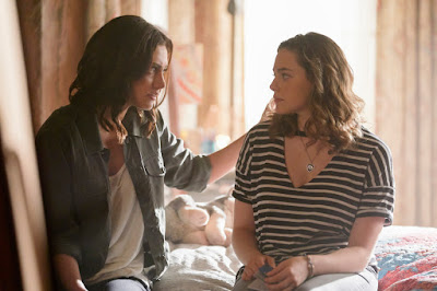 The Originals Season 5 Phoepe Tonkin and Danielle Rose Russell Image 3