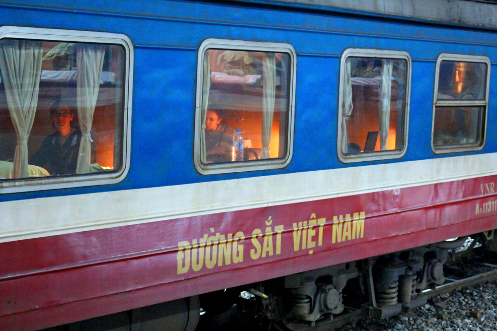 Hanoi to Sapa overnight train, Vietnam - travel blog 