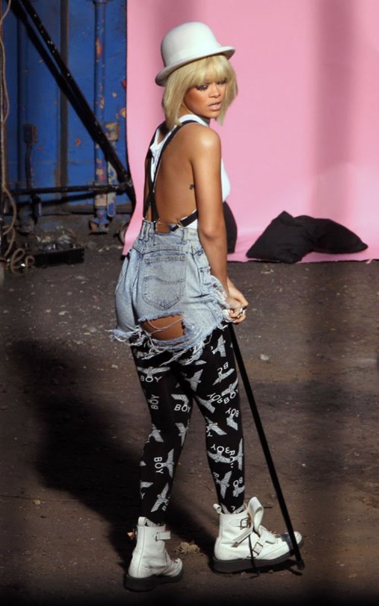 Chameleon Rihanna's Music Video 'Yo Da One' Shooting Photos