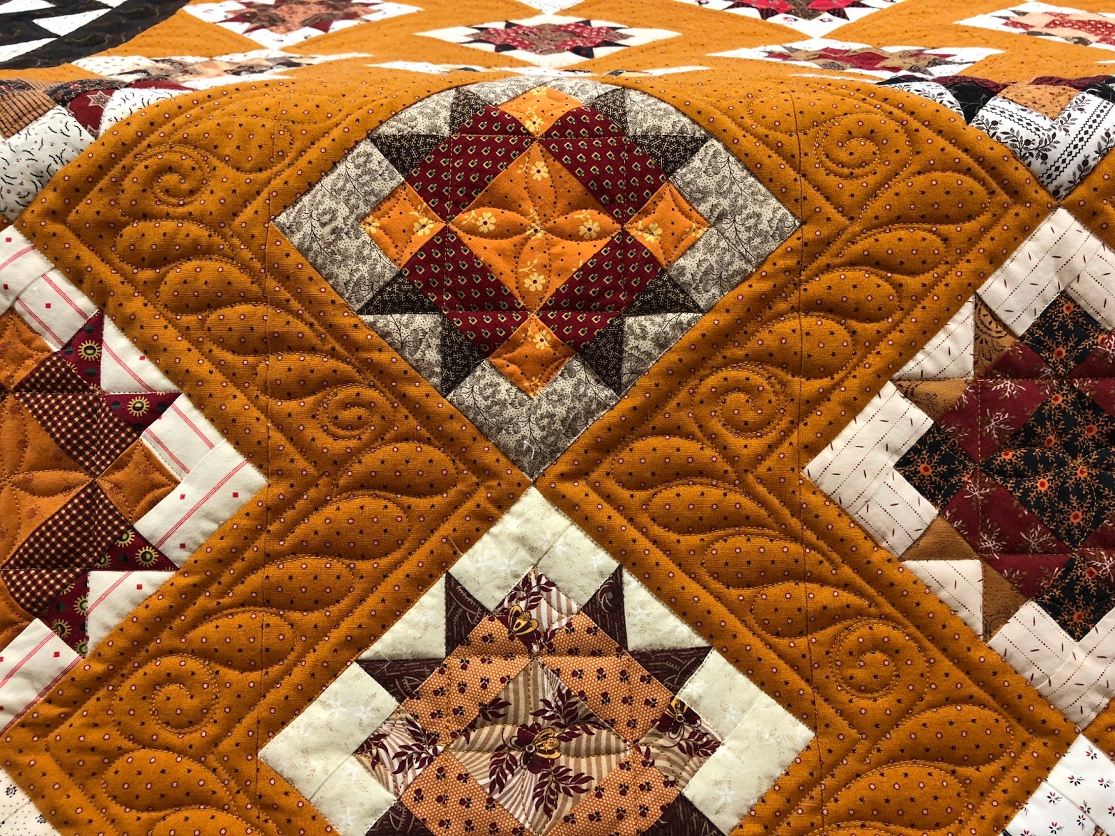 WAZOO! Newsbits Beautiful quilt finished!!