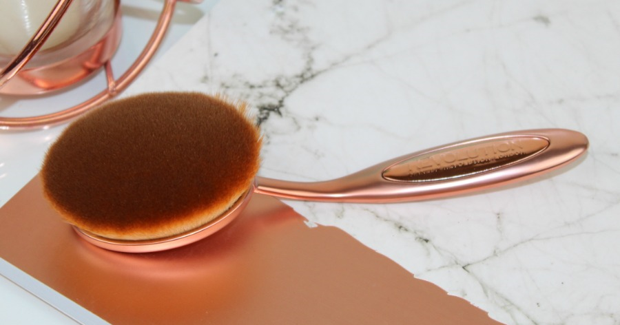 Revolution Large Oval Face Brush Review & Photos - Artis Brush Dupes | Pink Paradise