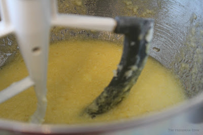 eggs, making a cake