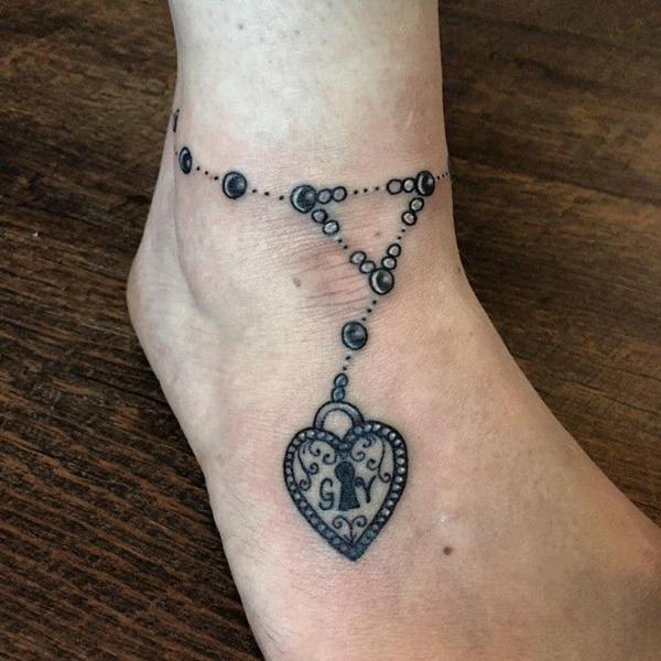 Mini tatuagens femininas para os tornozelos Mini tatuagens femininas para os tornozelos