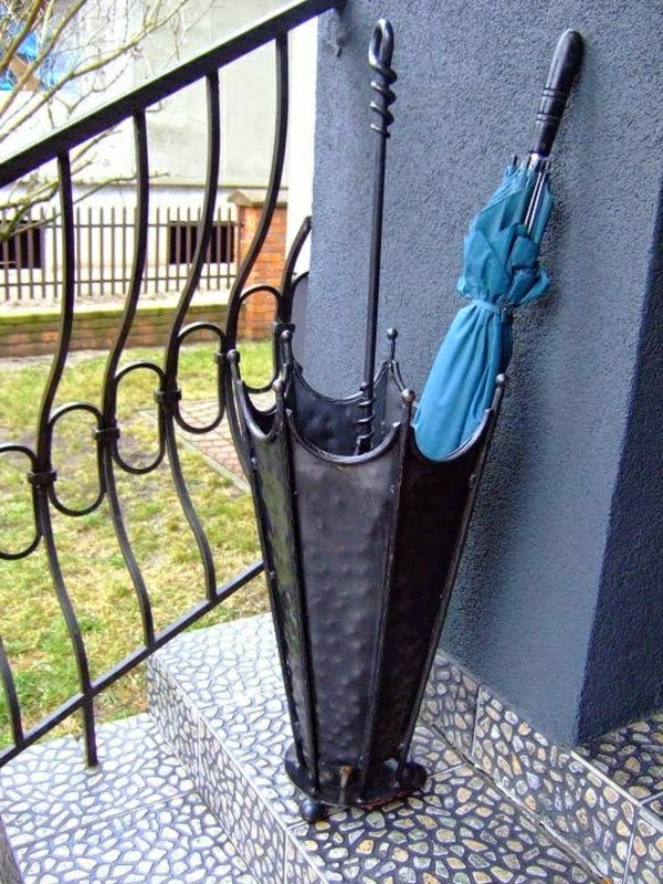 Umbrella stand &#8211; cool design ideas!