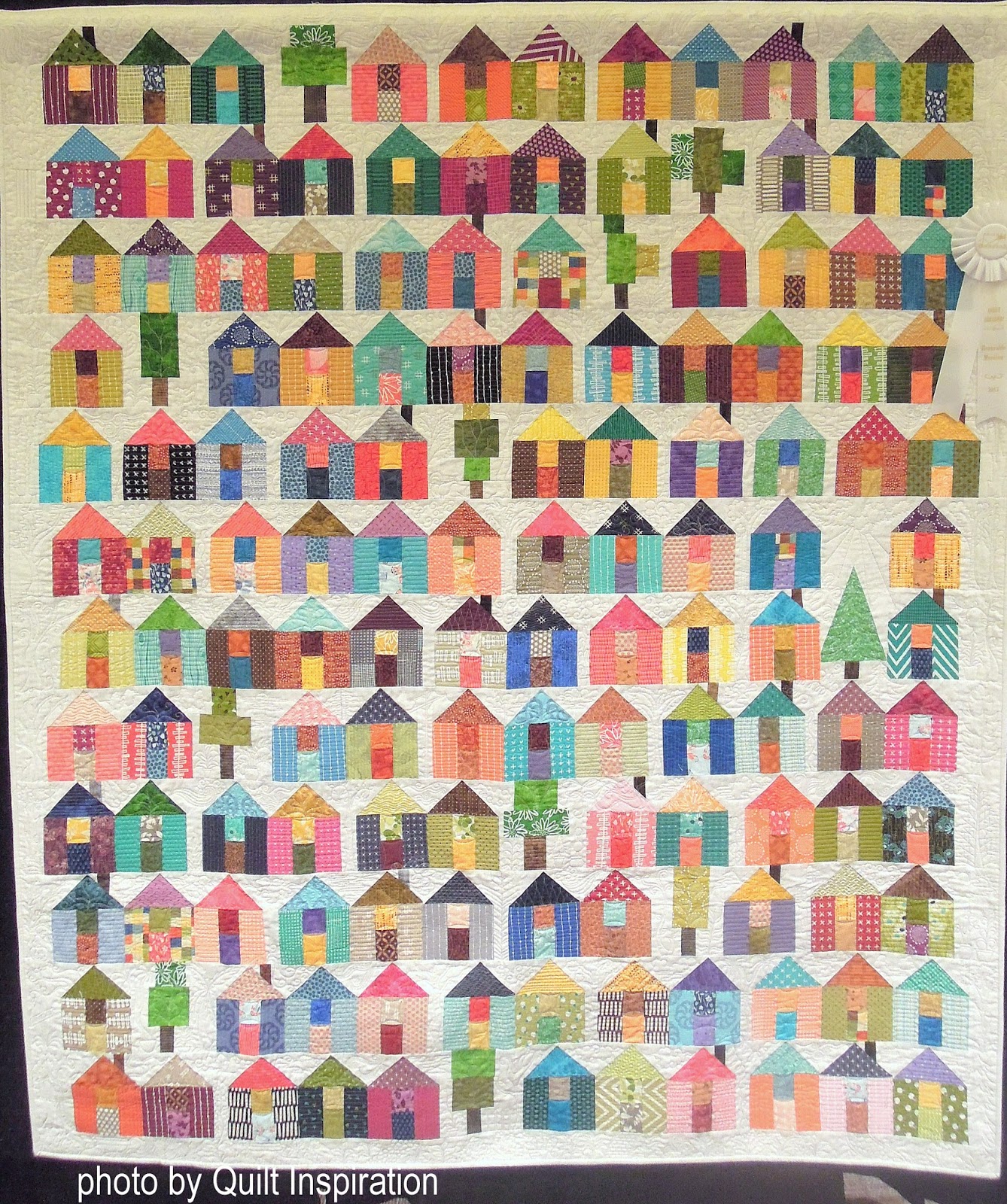 Quilt Inspiration Scrap (Happy) Quilts!