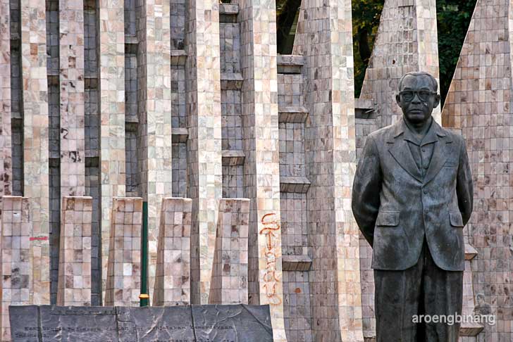 monumen soekarno-hatta menteng jakarta