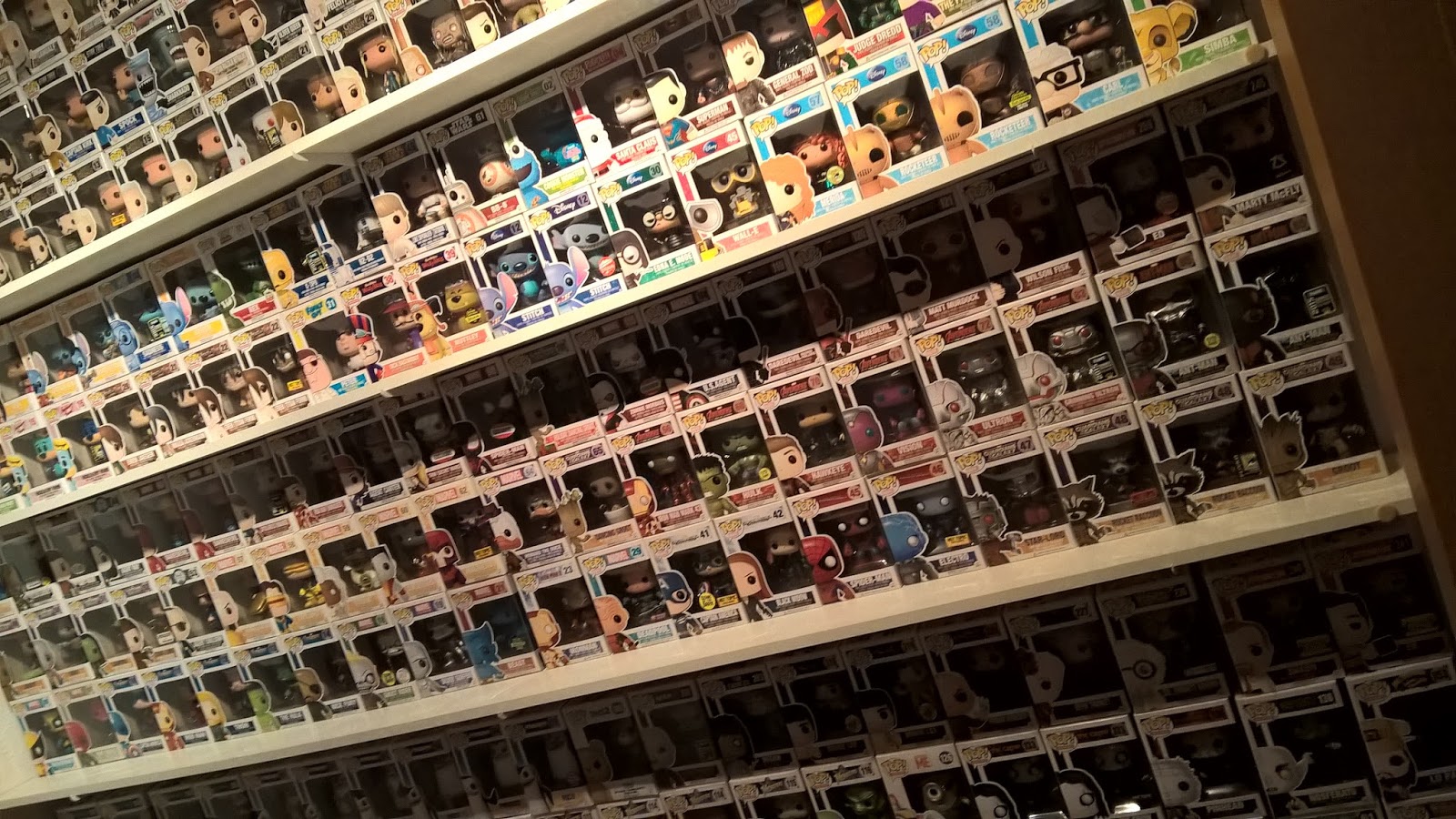 cuantos muñecos pop existen