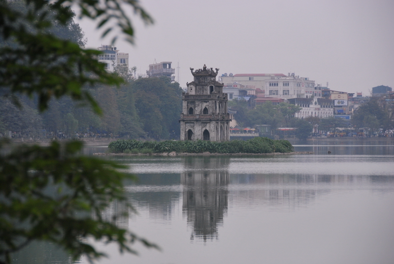 Tham quan Hồ Hoàn Kiếm ở Hà Nội