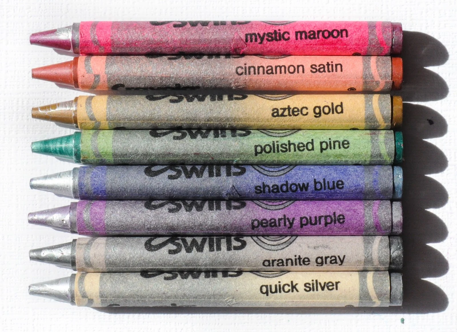 Artistic Crayola Silver View for Your Screen