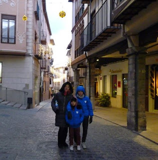 Calle de los Porches o Blasco de Alagón de Morella. Calle de los Porches o Blasco de Alagón de Morella.