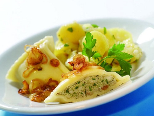 طبق الماول تاشن Maultaschen طبق الماول تاشن Maultaschen