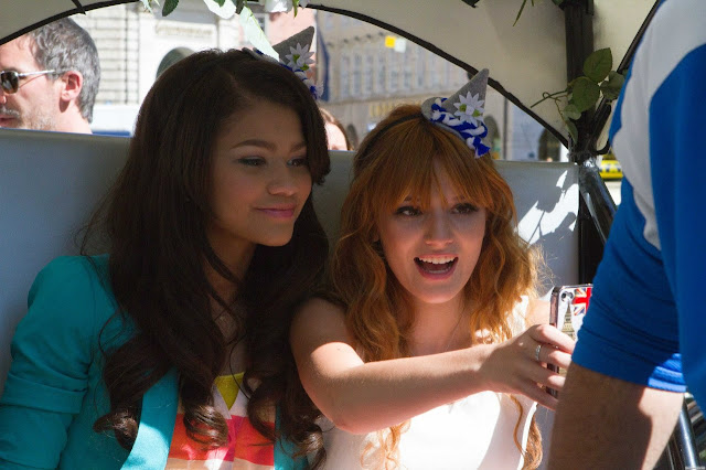 Official Bella Thorne's Blogger: Bella Thorne With Zendaya in Germany