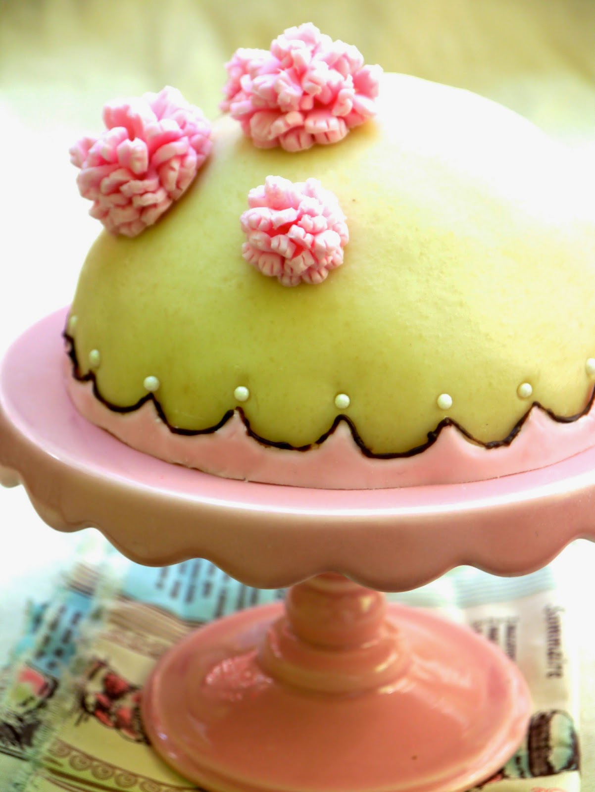 Petit Four cake boutique Raspberry dome cake