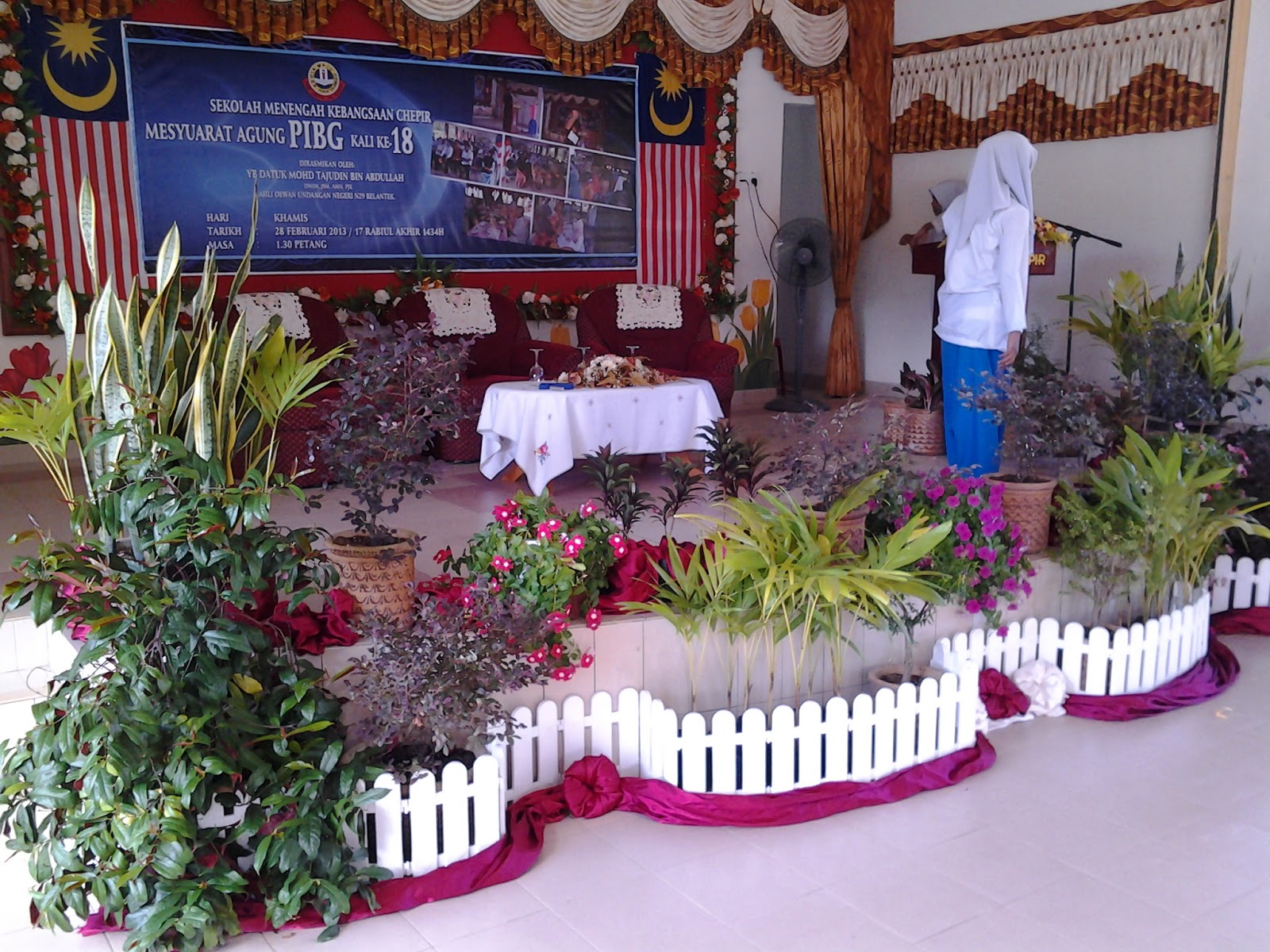 hiasan pentas hari raya