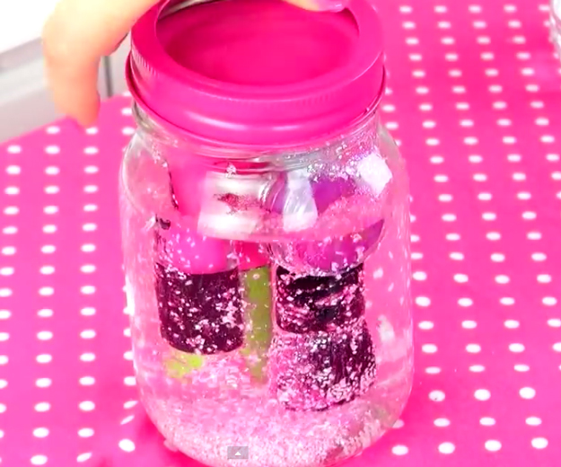 DIY Glitter Globe How to Make a Snow Globe With Glitter Fangurl