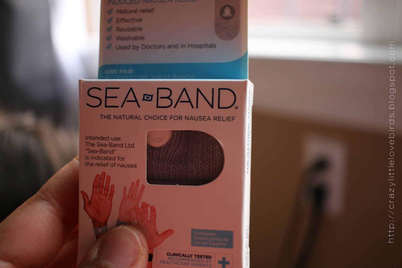 Review SeaBand Mama! And a few tips to ease morning sickness.