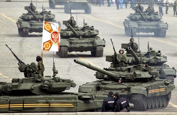 Rusia Pamer Kendaraan Militer dan Senjata Termutakhir