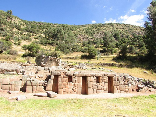 Complejo Arqueolgico de Pumacocha o Intihuatana