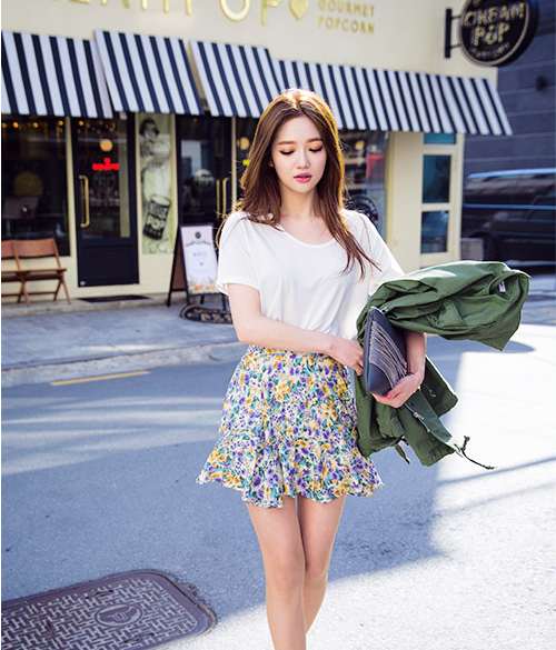 [Chuu] Flared Floral Skirt | KSTYLICK - Latest Korean Fashion | K-Pop ...