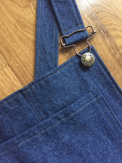 Diary of a Chain Stitcher: Denim Cleo Dunagree Dress from Tilly and the Buttons