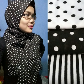 Jilbab monochrome pulkadot trend 2016 Jilbab monochrome pulkadot trend 2016