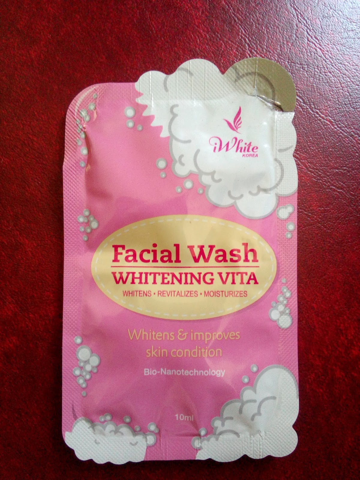 writing down my emotions REVIEW iWhite Korea Facial Wash Whitening Vita