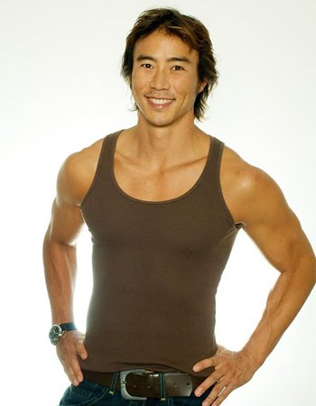 ASIAN HUNK: Singaporean Hunk - Allan Wu