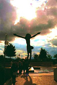 MEDJUGORJE ECHO: MYSTERY OF MEDJUGORJE RISEN CHRIST STATUE