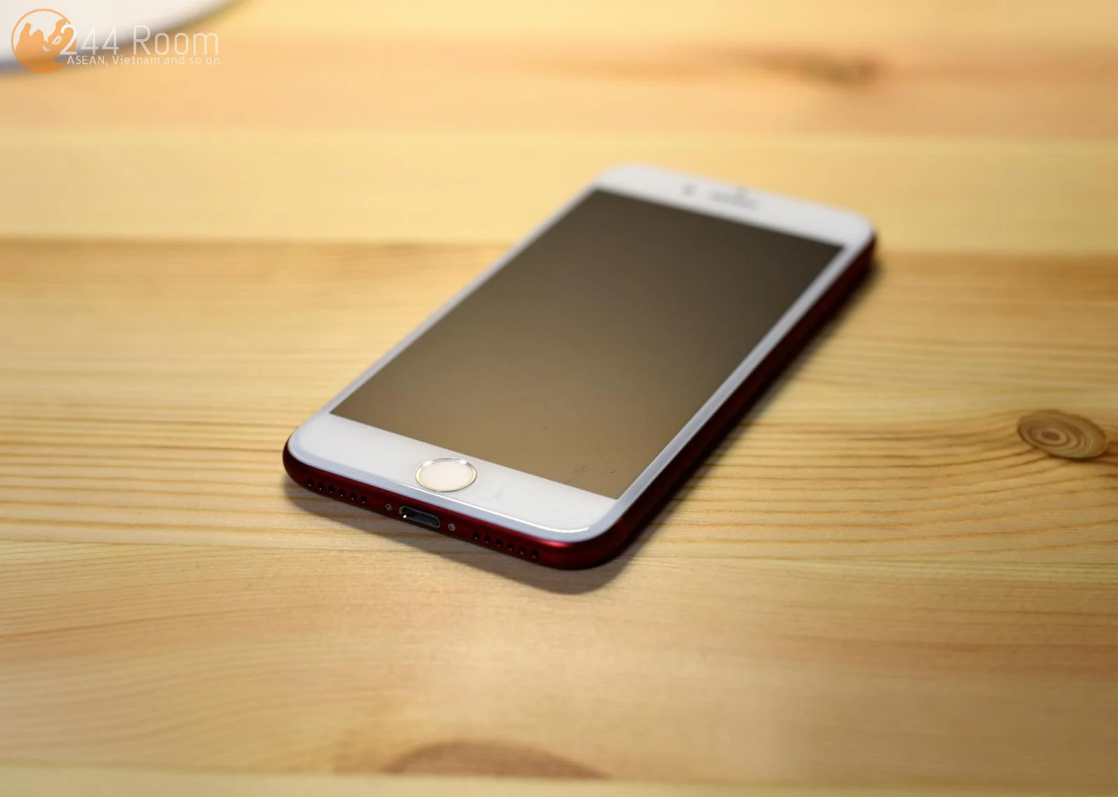 iPhone7 RED Special Edition 表面