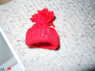 Easy to make yarn Hat ornaments