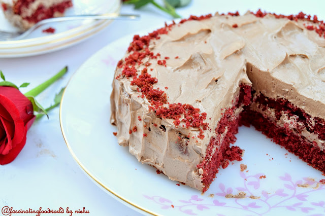 http://www.fascinatingfoodworld.com/2015/02/red-velvet-cake-with-nutella-butterceam.html
