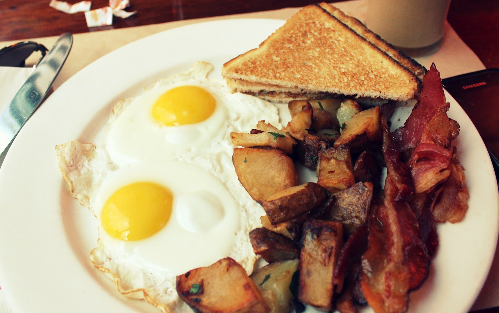Anaïs and the City Anerican Breakfast in Grand Central Terminal
