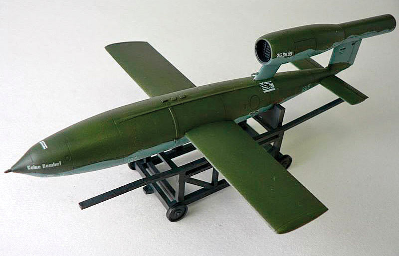 Крылатые ракеты германии. ФАУ-1 Крылатая ракета. Самолет-снаряд ФАУ-1. Физелер Fi-103. Fi 103 (v-1).