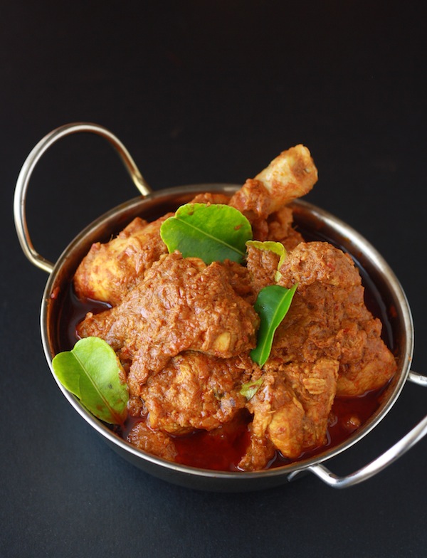Malaysian Kapitan Chicken Curry recipe by SeasonWithSpice.com