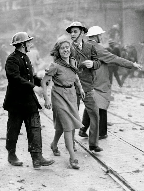 10 September 1940 worldwartwo.filminspector.com London Blitz Churchill