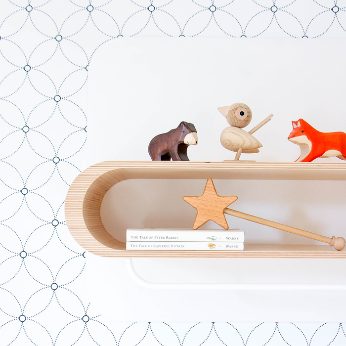 Nursery with Rafa-kids L shelf 