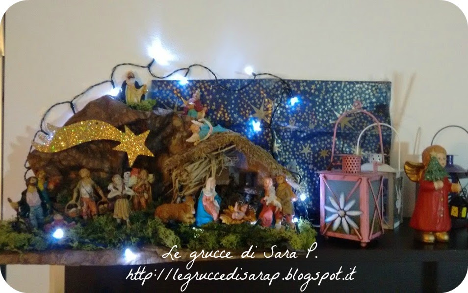 Albero Di Natale Con Presepe Incorporato Vendita Le grucce di Sara P.: Albero di Natale e presepe 2016
